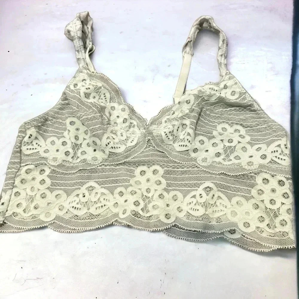 Aerie  grey lace cottagecore bralette S